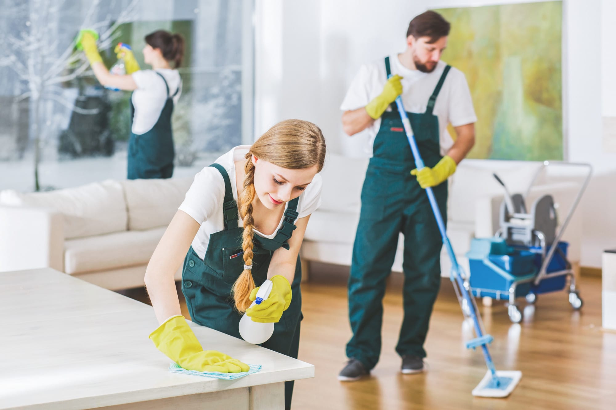 Top 4 Reasons Why You Should Hire an Office Cleaning Service